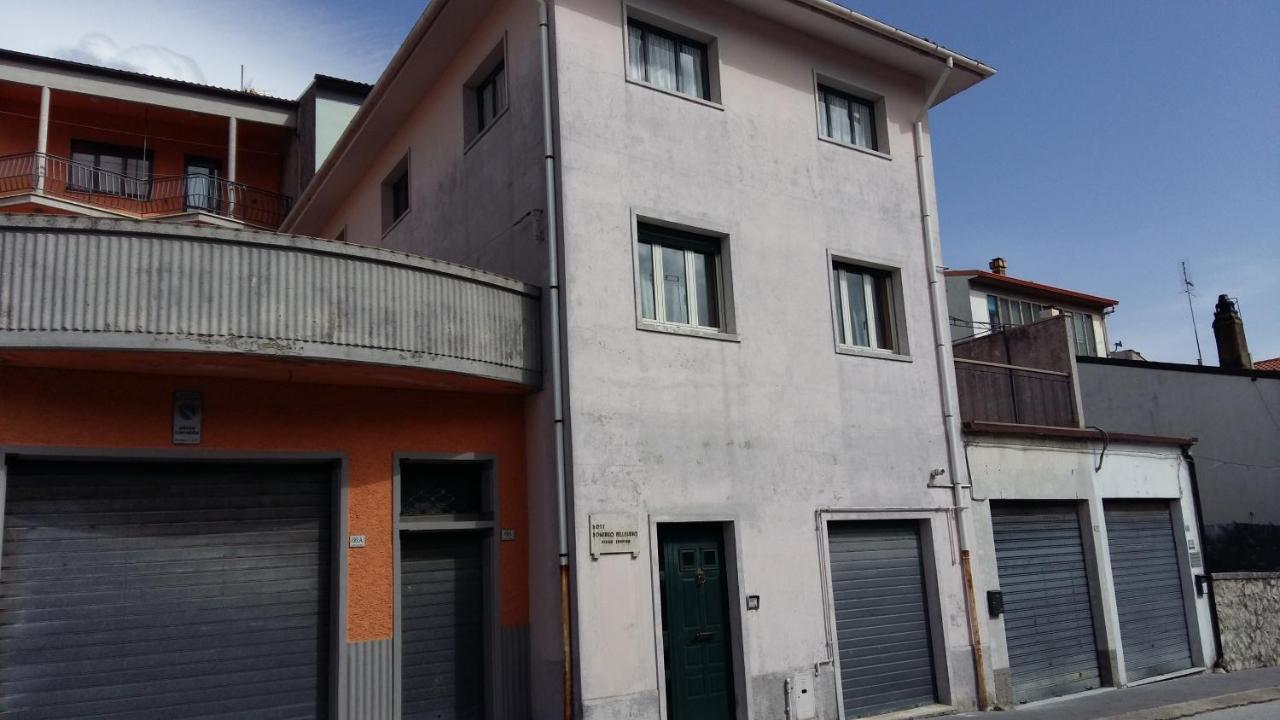 La Terrazza Del Dottore Acomodação com café da manhã Pescolanciano Exterior foto